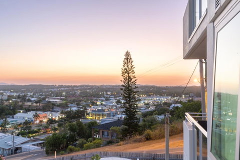 Ocean Views - Yamba Accommodation 3