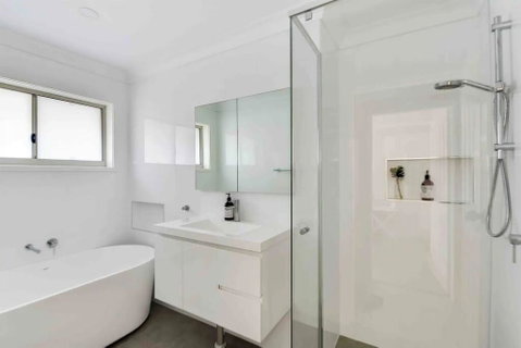 Ocean Views On Barnhill - Yamba Accommodation 3