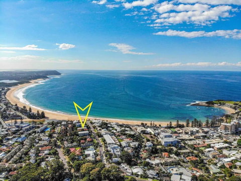 Ocean Views On Barnhill - Yamba Accommodation 0