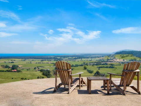 Ocean Willow - Yamba Accommodation 0