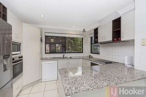 Oceania Beach Paradise - Yamba Accommodation 3