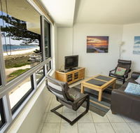 Oceanside Resort - Absolute Beachfront Apartments - Yamba Accommodation