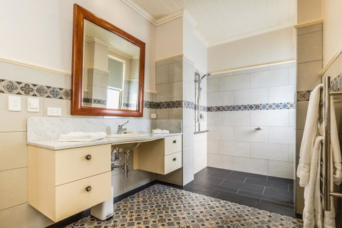 Old Bank Boutique Hotel - Yamba Accommodation 1