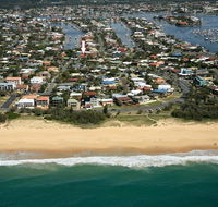 Oomoo 27b - 4 BDRM Townhouse - Close to Beaches - Yamba Accommodation