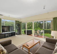 Opal Coast Villa - Yamba Accommodation