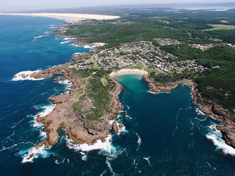 Orana Beach Holiday Home At Boat Habour - Yamba Accommodation 2