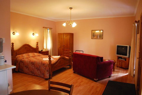 Osteria Sanso B&B - Yamba Accommodation 2