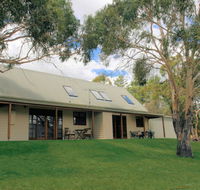 Otago Cottage - Yamba Accommodation