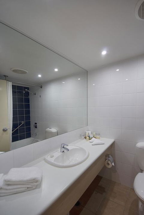 Outback Pioneer Hotel - Yamba Accommodation 3