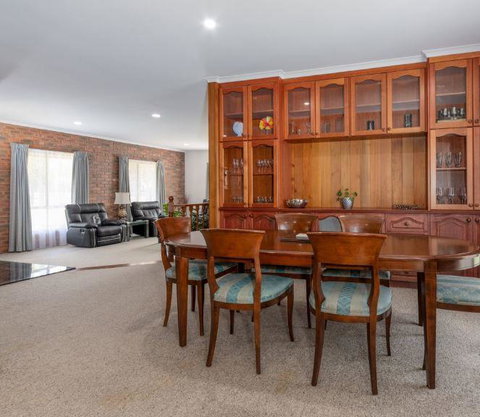 Ovens Riverview Homestead - Yamba Accommodation 2