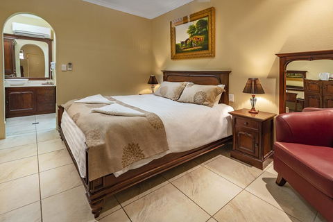 Overlander Homestead Motel - Yamba Accommodation 1