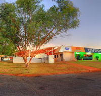 Overlander Hotel - Yamba Accommodation