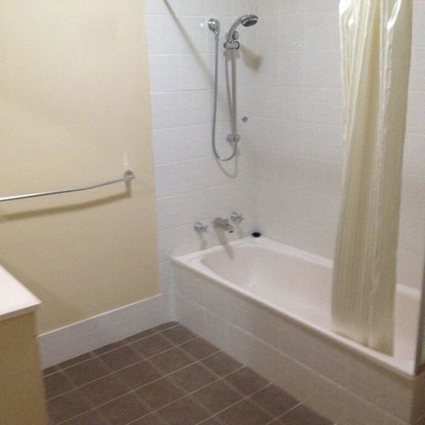 Oxley Court Serviced Apartments - Yamba Accommodation 3