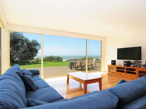 Pacific Views - Direct Access Onto Culburra Beach - Yamba Accommodation 0