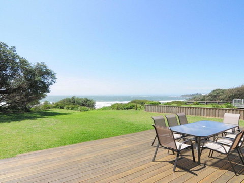 Pacific Views - Direct Access Onto Culburra Beach - Yamba Accommodation 2