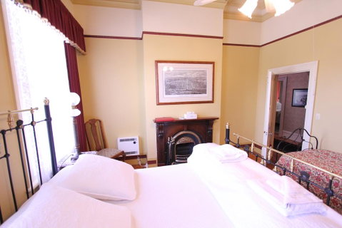 Palm House - Yamba Accommodation 1