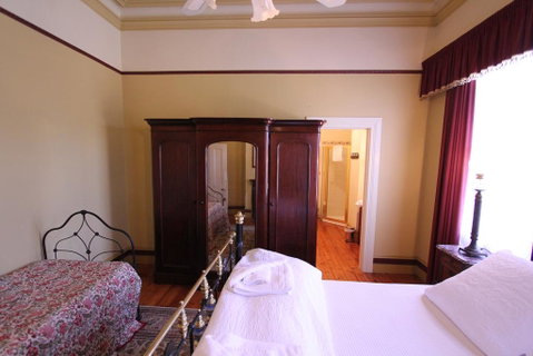 Palm House - Yamba Accommodation 2