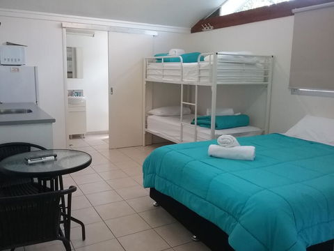 Palms Hervey Bay - Yamba Accommodation 2