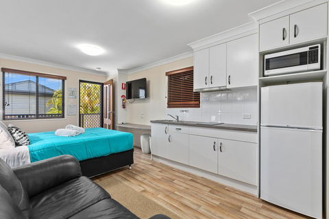 Palms Hervey Bay - Yamba Accommodation 0