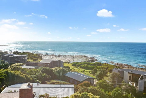 PANORAMA VIEWS - Spectacular Ocean Views - Yamba Accommodation 3