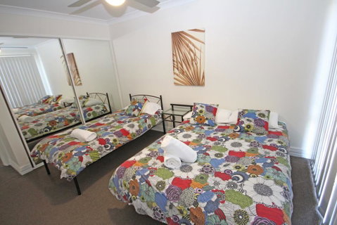 Paradise Waters - No. 19 - Yamba Accommodation 2