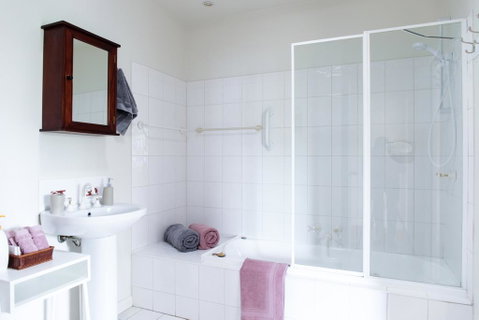 Parker Lodge Maldon - Yamba Accommodation 2