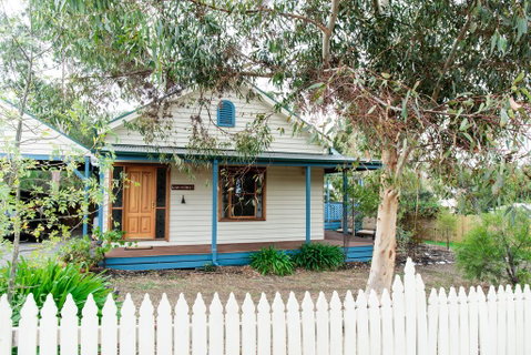 Parker Lodge Maldon - Yamba Accommodation 1