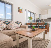 PEACEFUL 2Kingbed RootyHill Townhouse near Station - Yamba Accommodation