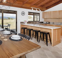 Peak View House - Yamba Accommodation