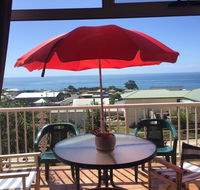 Penguin Seaside Homestay - Yamba Accommodation