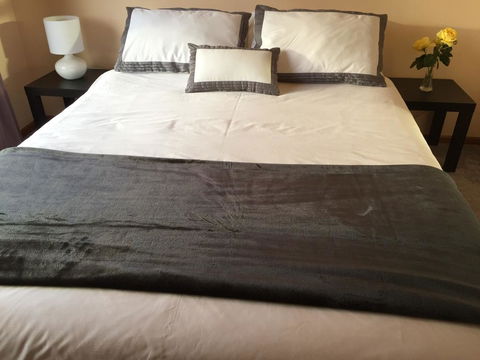 Penguin Seaside Homestay - Yamba Accommodation 2