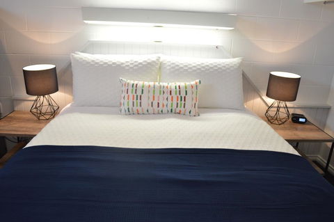 Penguin Seaside Motel - Yamba Accommodation 1