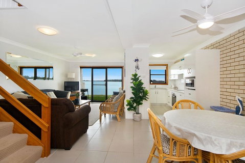 Peninsula Court 5 - Yamba Accommodation 1