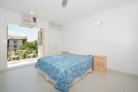 Peninsular Apartments - Yamba Accommodation 2