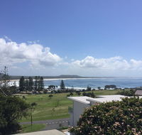 Perfect Break 1 Dulconghi Street - Yamba Accommodation