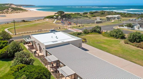 Peterborough House Motel - Yamba Accommodation 0