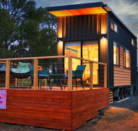 Pink Lake Tiny House - Yamba Accommodation