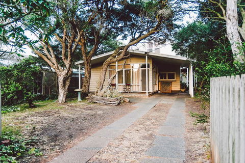 Point Lonsdale Beach House - Yamba Accommodation 0