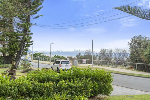POINTVIEW LODGE, UNIT 1 - Yamba Accommodation 3
