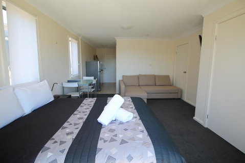 Poley Cow Studio - Yamba Accommodation 1