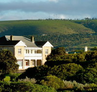 Port Elliot Beach House YHA - Yamba Accommodation