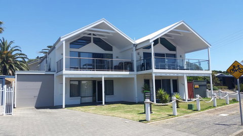 Port Elliot Beachcomber - Yamba Accommodation 1