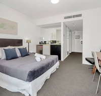 Privately owned Hotel Room by Cairns Marina 222 - Yamba Accommodation