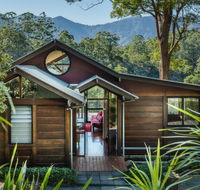Promised Land Retreat - Yamba Accommodation