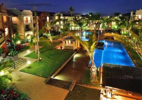 PURE PARADISE (I690) L'Abode - Yamba Accommodation 1
