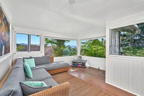 Quaint Cottage In The Edge - Yamba Accommodation 3