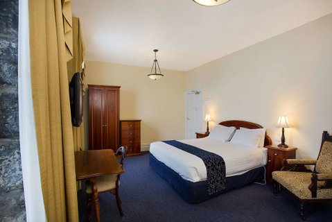 Quality Hotel Bentinck - Yamba Accommodation 3