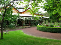 Book Woolsthorpe Accommodation Vacations Yamba Accommodation Yamba Accommodation