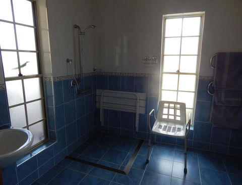 R On The Downs BnB & Cottages - Yamba Accommodation 3