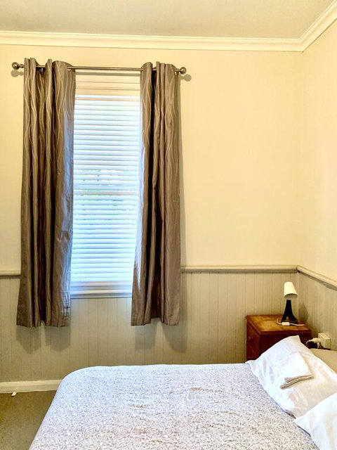 Railway Heritage Home - Yamba Accommodation 2